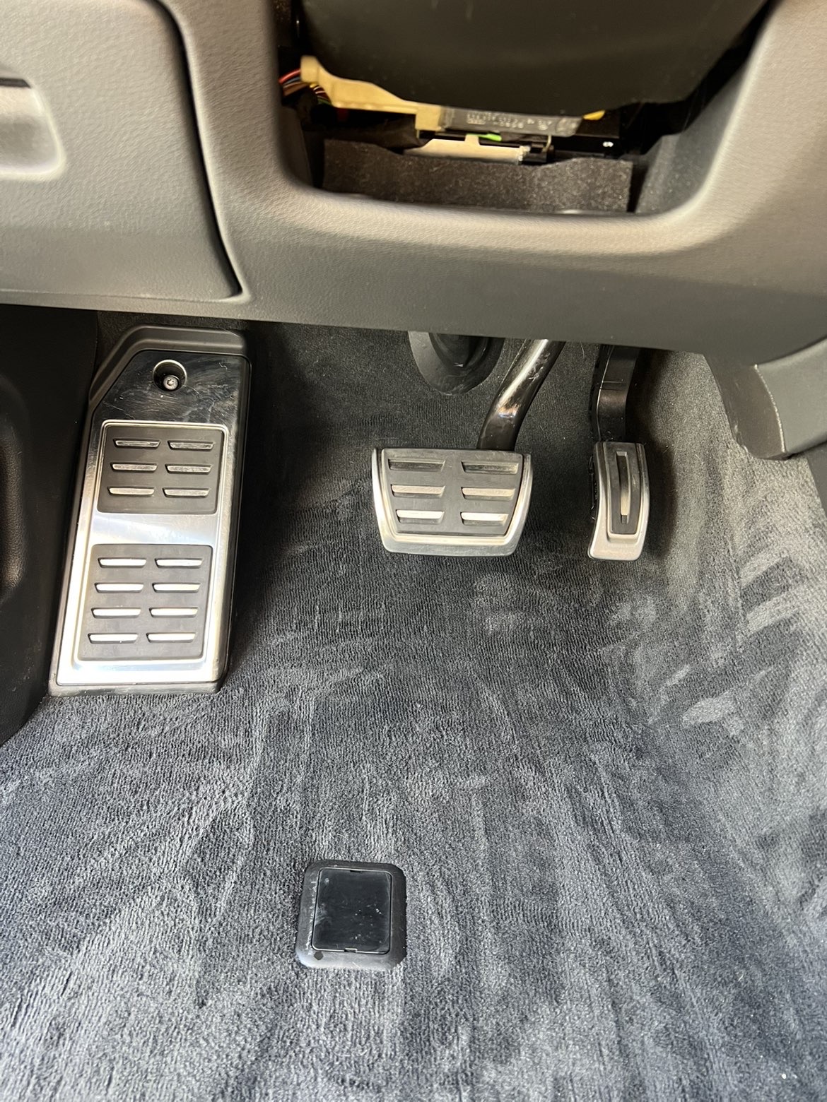 Corvette carpet after detail
